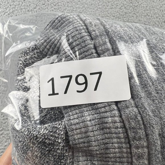 Aritzia Wilfred Free Size XS Rousseau Sweatshirt Jacket Oversized Hoodie Studded - Picture 8 of 8